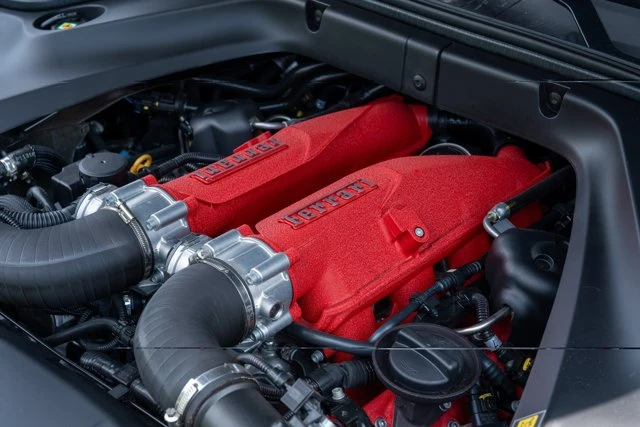 2018 Ferrari California T - Image 24 of 31