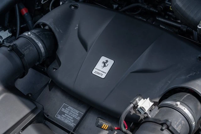2018 Ferrari California T - Image 23 of 31