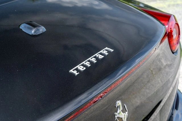 2018 Ferrari California T - Image 15 of 31