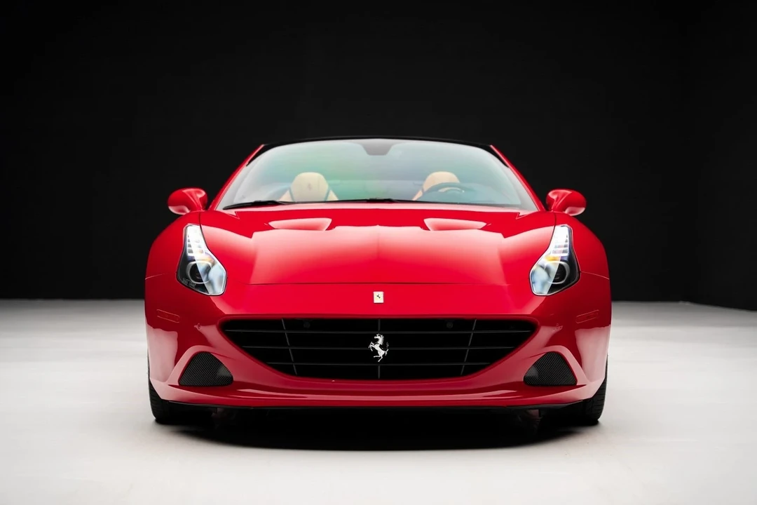 2018 Ferrari California T - Image 9 of 12