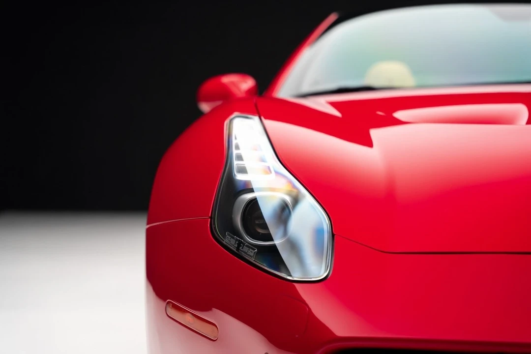 2018 Ferrari California T - Image 10 of 12
