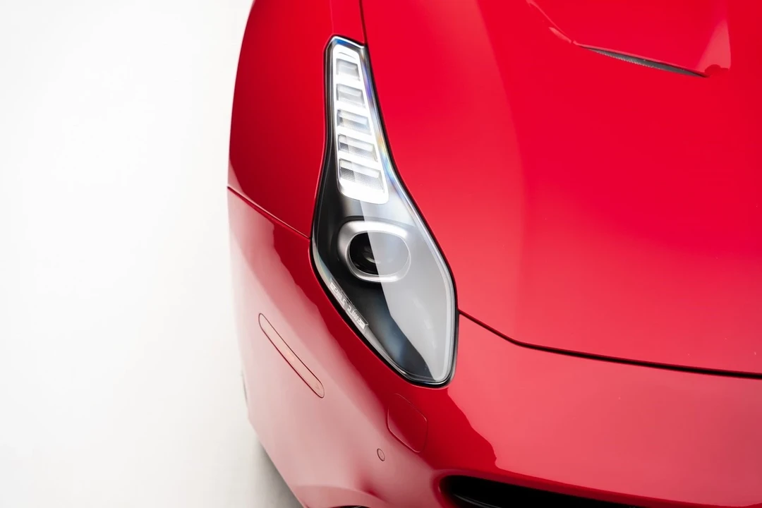 2018 Ferrari California T - Image 13 of 21