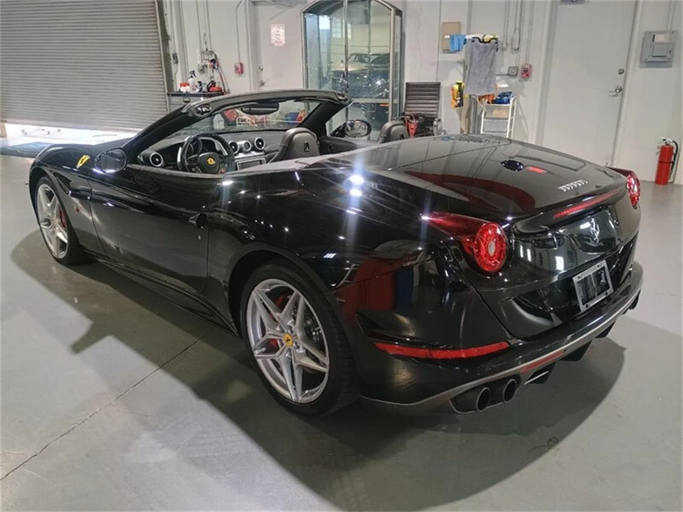 2018 Ferrari California T - Image 3 of 31