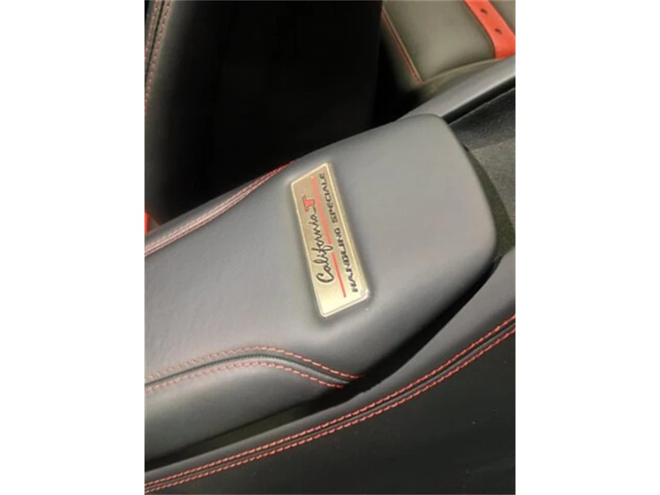 2018 Ferrari California T - Image 27 of 31