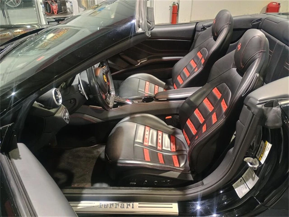 2018 Ferrari California T - Image 13 of 31