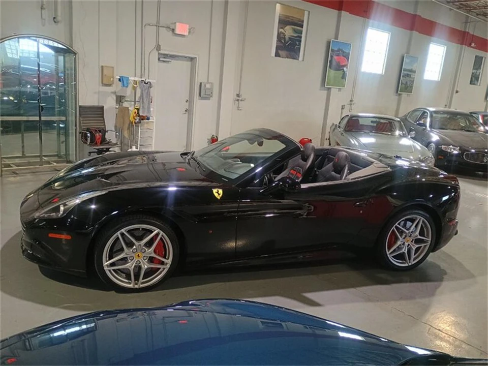 2018 Ferrari California T - Image 2 of 31