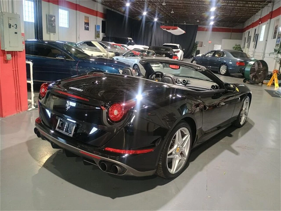 2018 Ferrari California T - Image 6 of 31