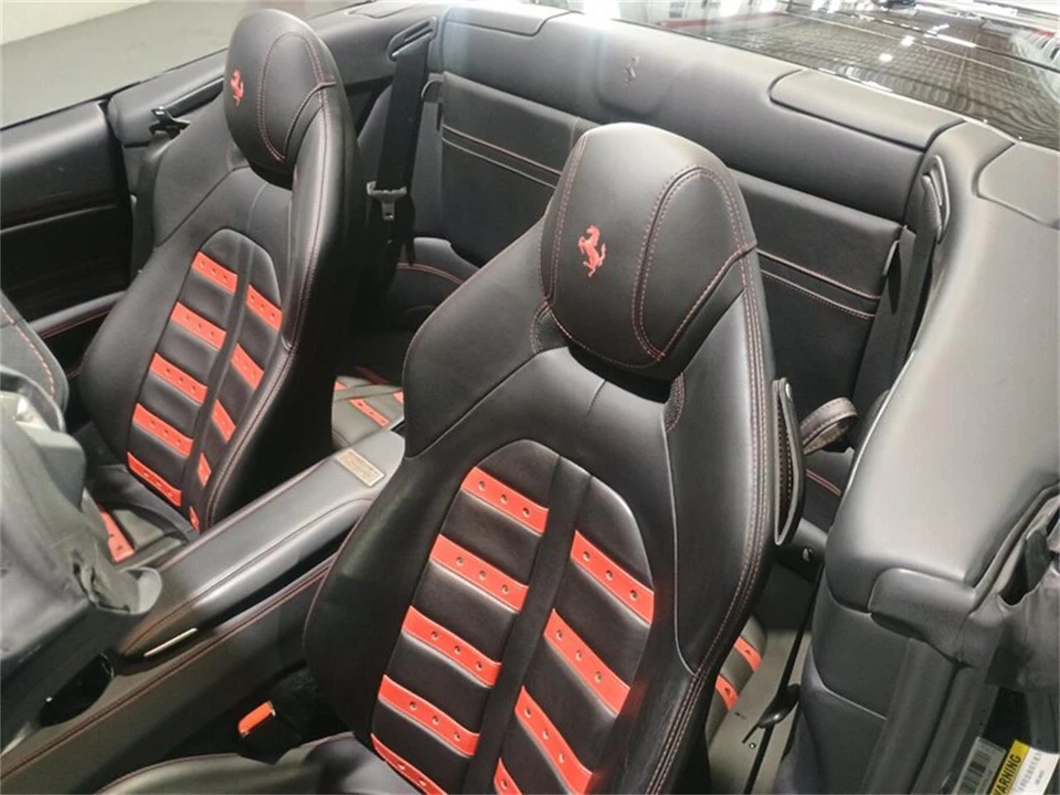 2018 Ferrari California T - Image 16 of 31