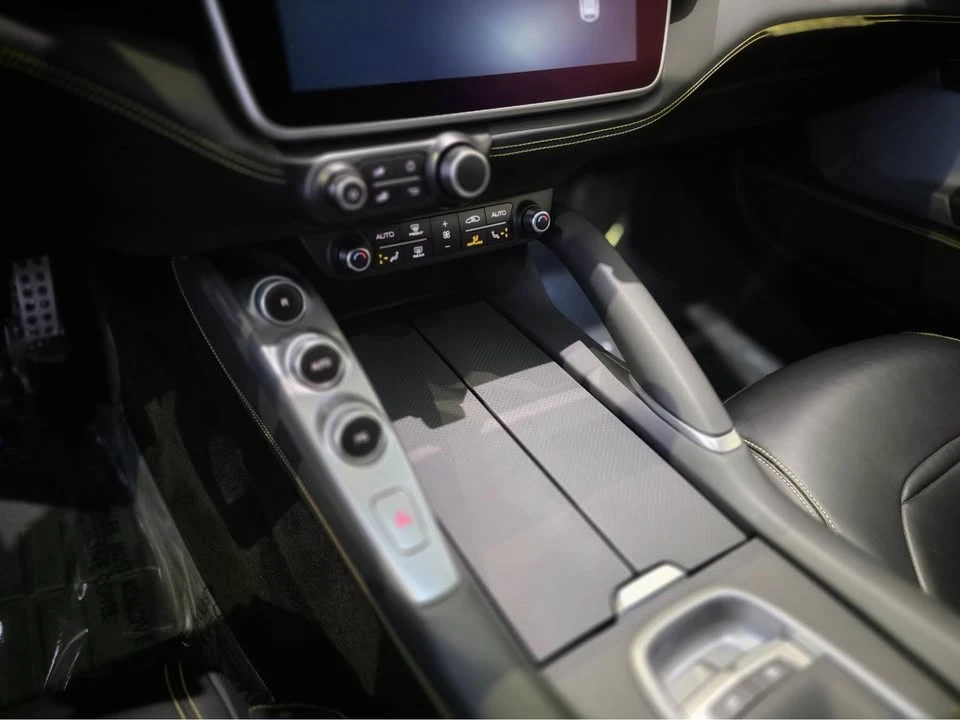 2018 Ferrari GTC4Lusso - Image 13 of 16