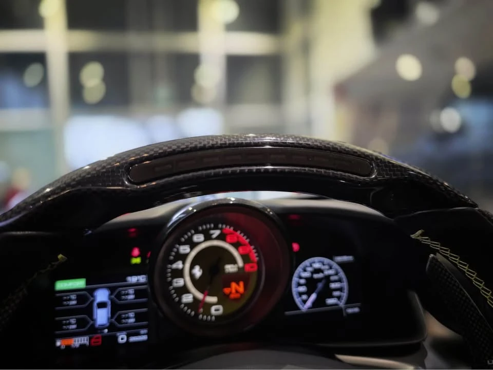 2018 Ferrari GTC4Lusso - Image 11 of 16