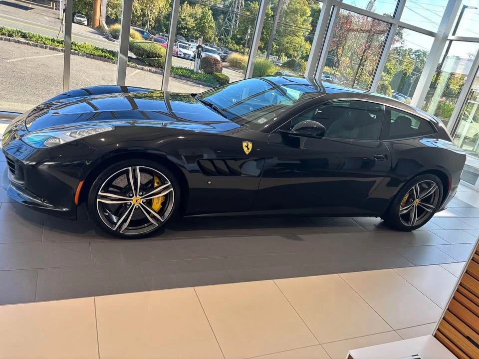 2018 Ferrari GTC4Lusso - Image 3 of 4