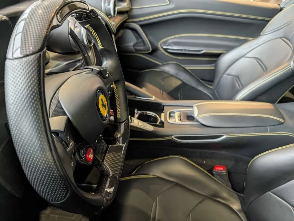 2018 Ferrari GTC4Lusso - Image 4 of 10