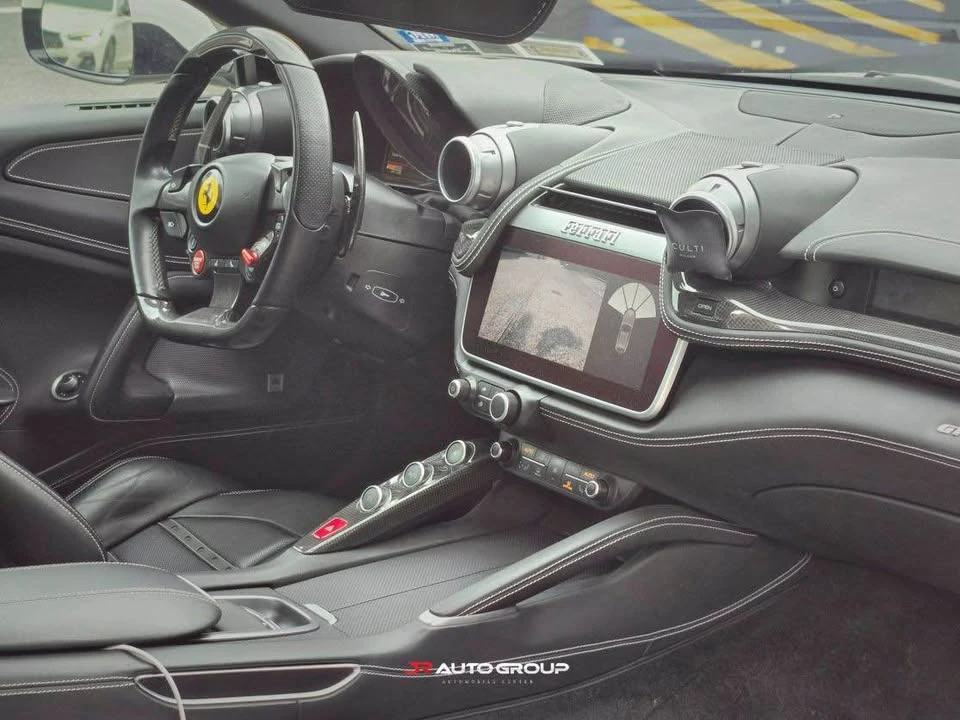 2018 Ferrari GTC4Lusso - Image 7 of 9