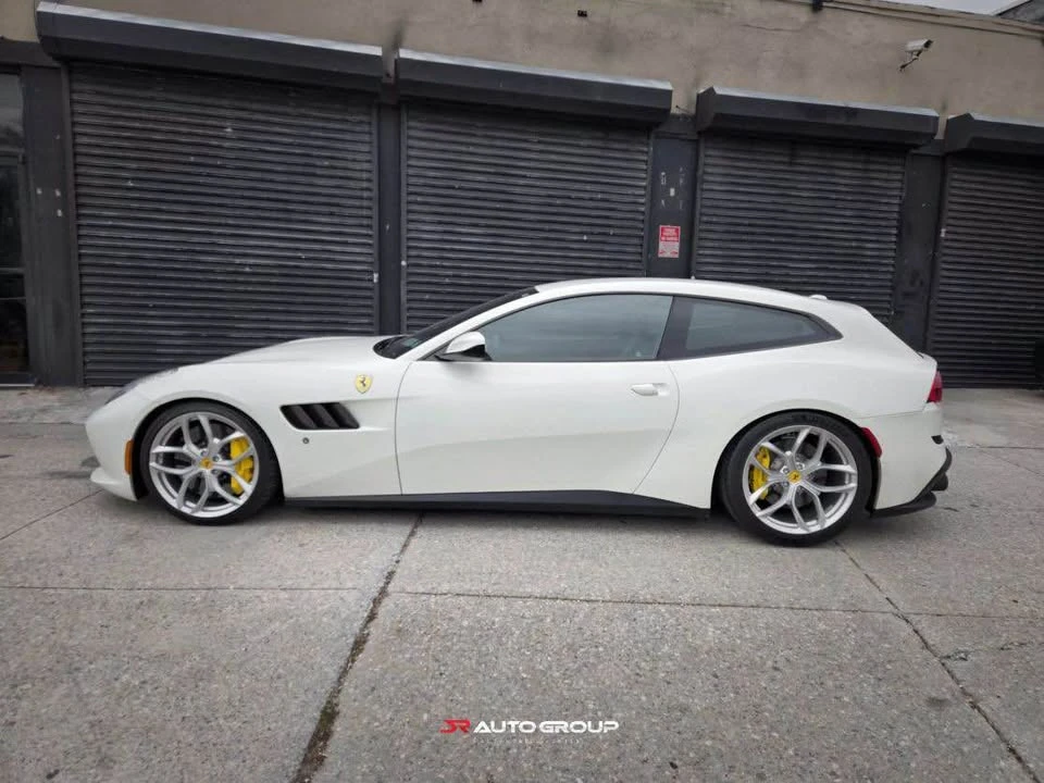 2018 Ferrari GTC4Lusso - Image 3 of 9