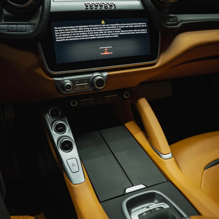 2018 Ferrari GTC4Lusso - Image 14 of 16