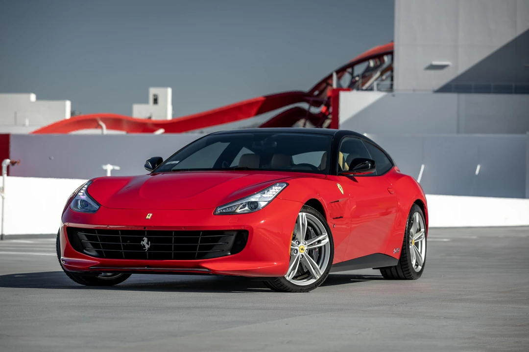 2018 Ferrari GTC4Lusso - Image 10 of 31