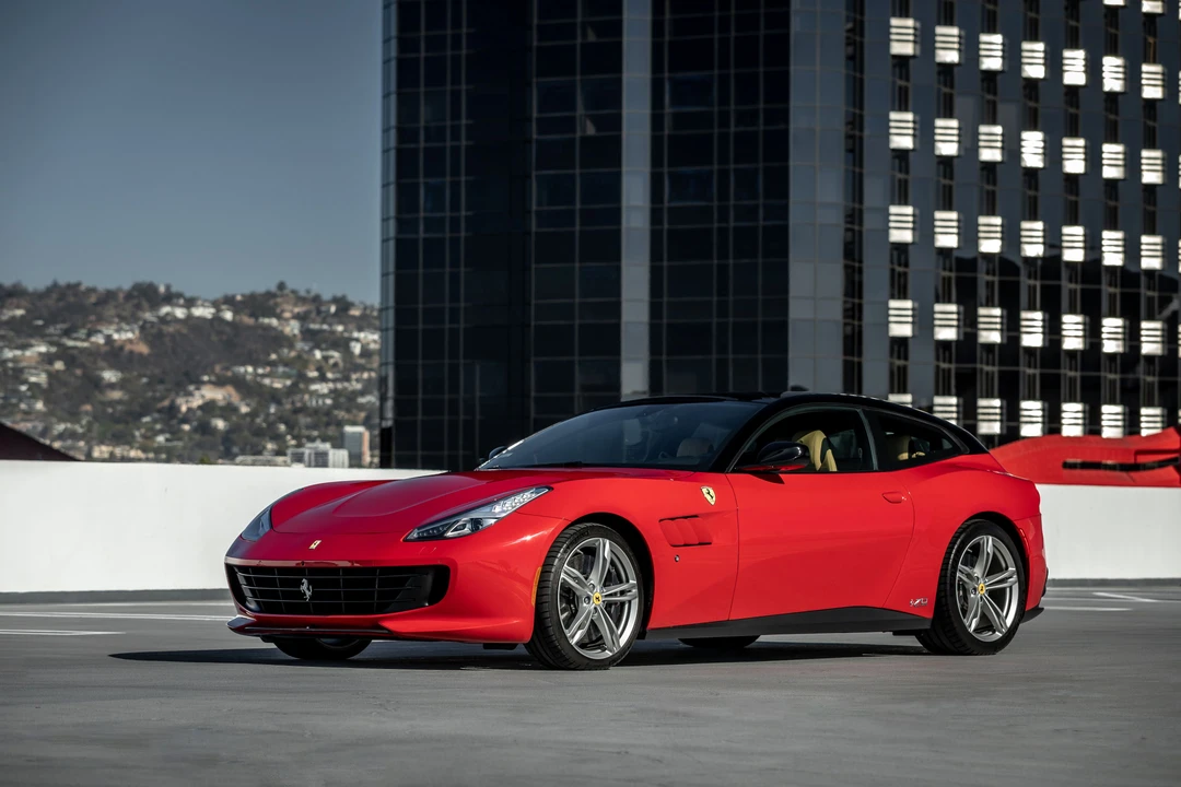 2018 Ferrari GTC4Lusso - Image 7 of 31