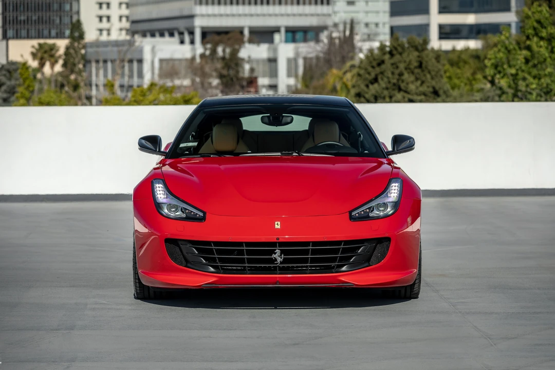 2018 Ferrari GTC4Lusso - Image 11 of 31