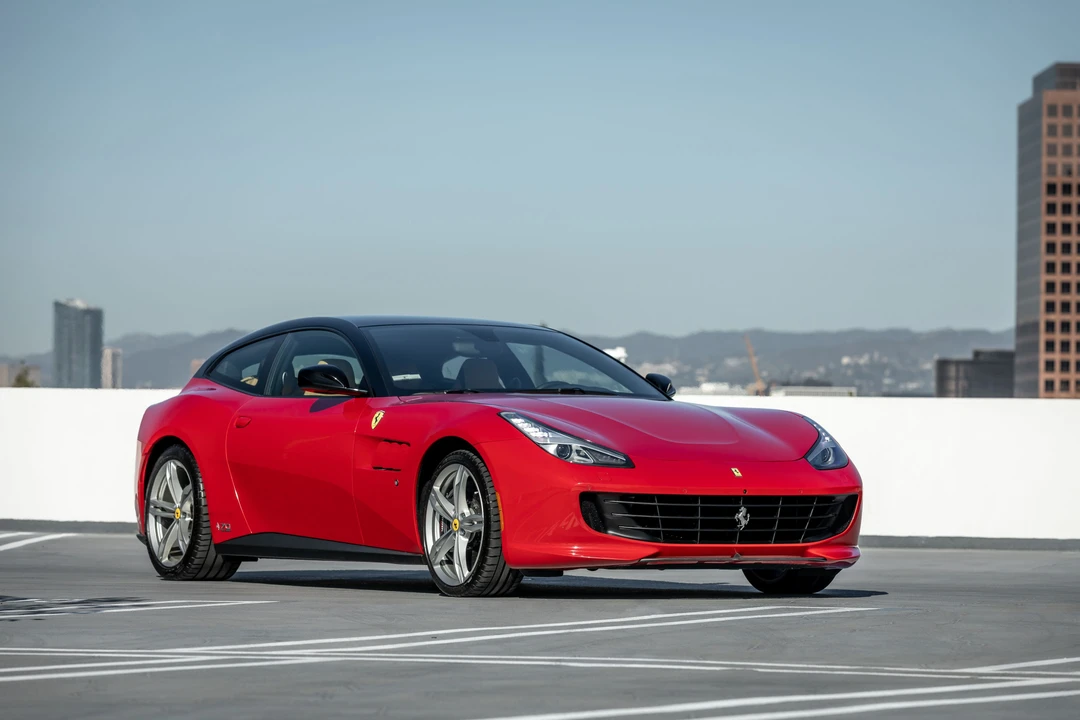 2018 Ferrari GTC4Lusso - Image 19 of 31