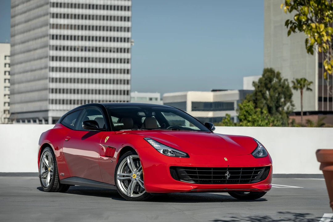 2018 Ferrari GTC4Lusso - Image 13 of 31