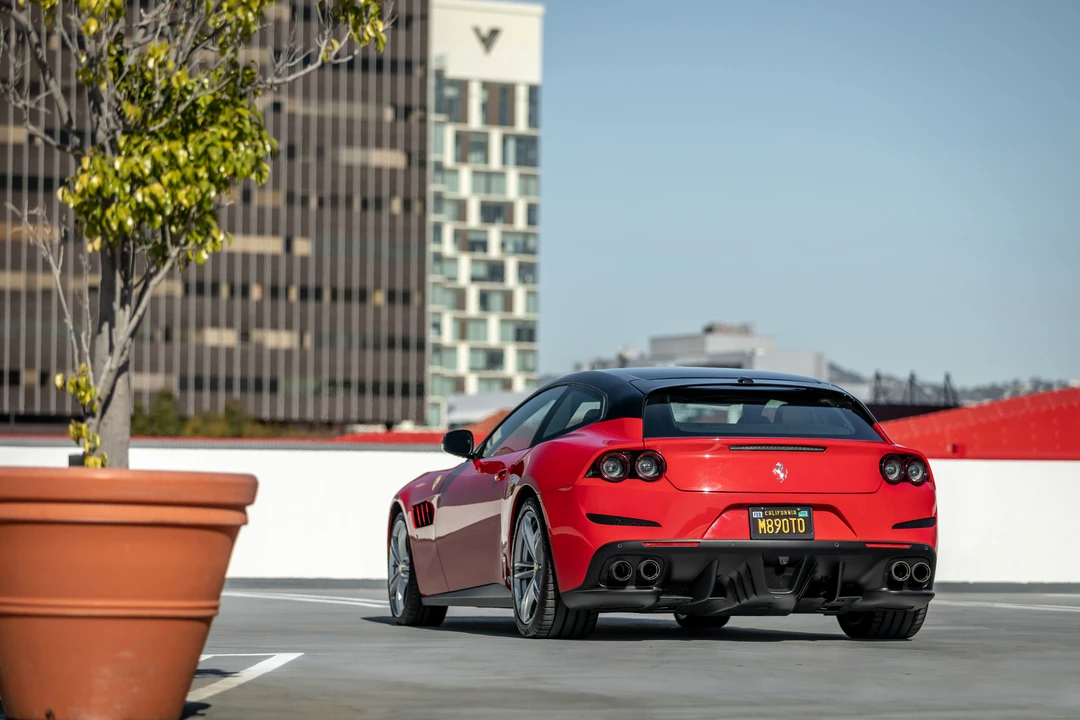 2018 Ferrari GTC4Lusso - Image 31 of 31