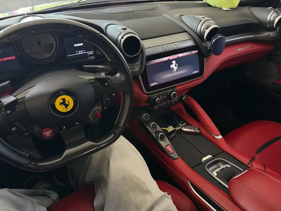 2018 Ferrari GTC4Lusso - Image 12 of 17