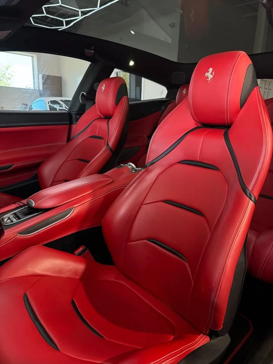 2018 Ferrari GTC4Lusso - Image 15 of 17
