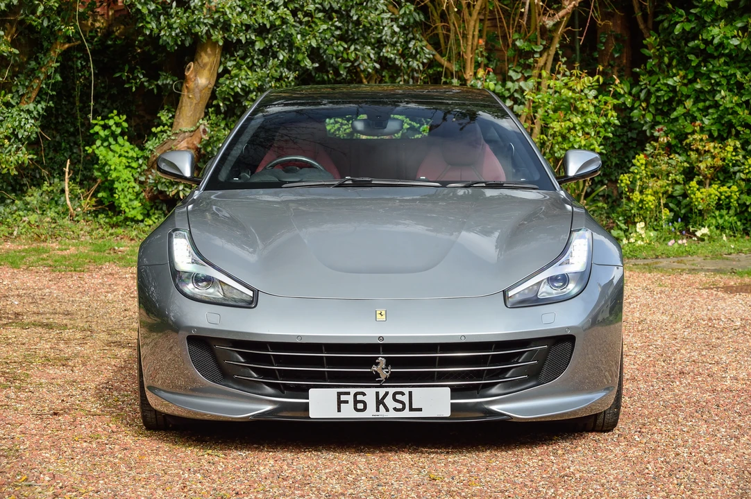 2018 Ferrari GTC4Lusso T - Image 2 of 31