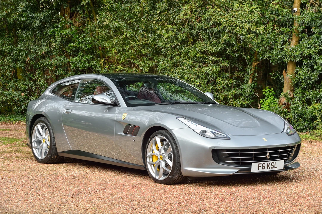 2018 Ferrari GTC4Lusso T - Image 8 of 31