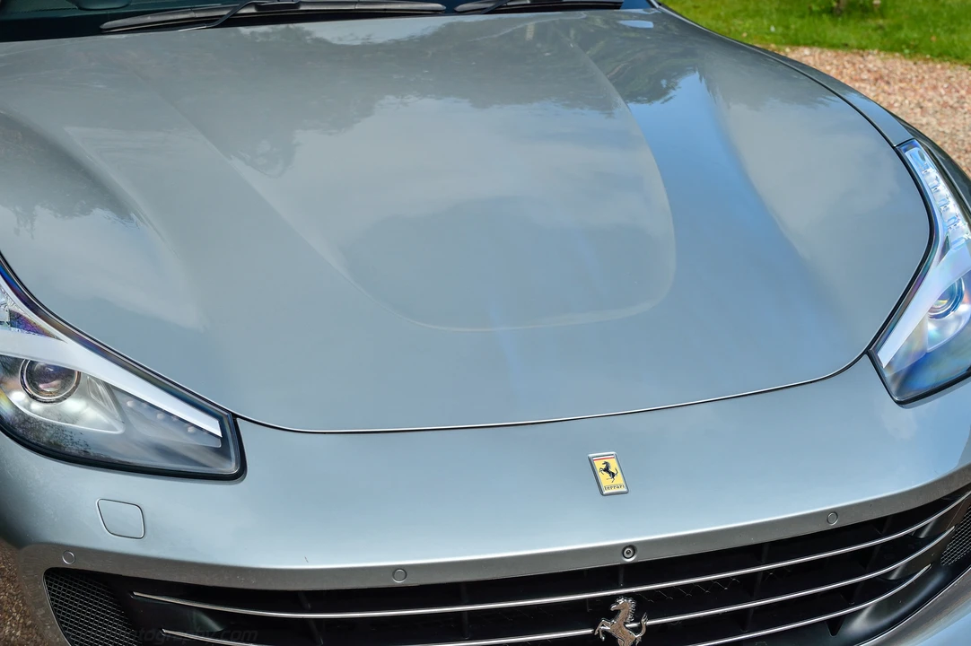 2018 Ferrari GTC4Lusso T - Image 13 of 31