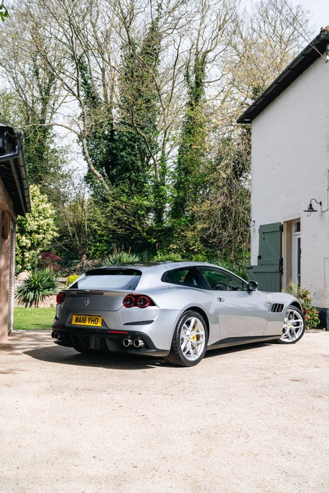 2018 Ferrari GTC4Lusso T - Image 12 of 31