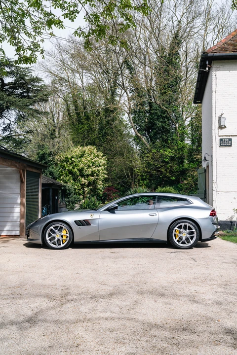 2018 Ferrari GTC4Lusso T - Image 14 of 31