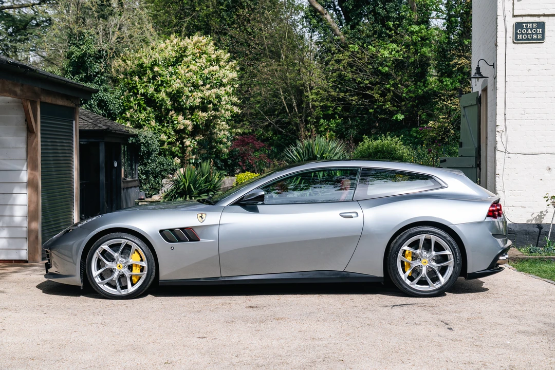 2018 Ferrari GTC4Lusso T - Image 7 of 31