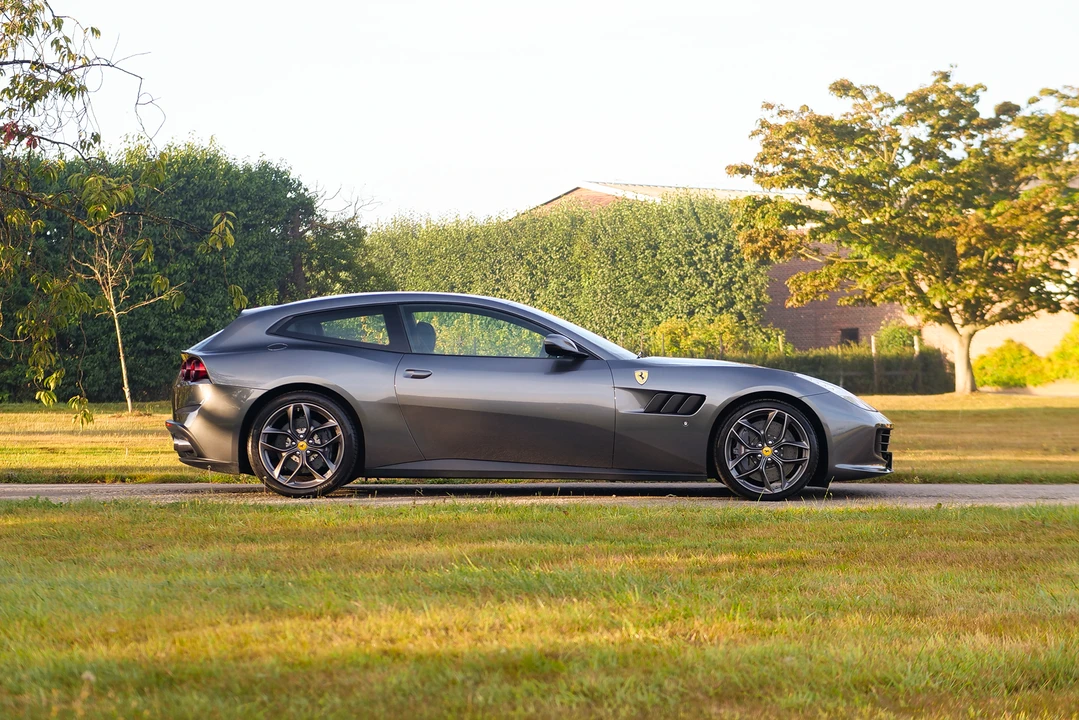 2018 Ferrari GTC4Lusso T - Image 8 of 31