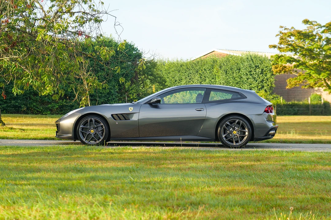 2018 Ferrari GTC4Lusso T - Image 4 of 31