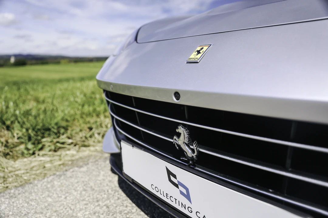 2018 Ferrari GTC4Lusso - Image 12 of 31