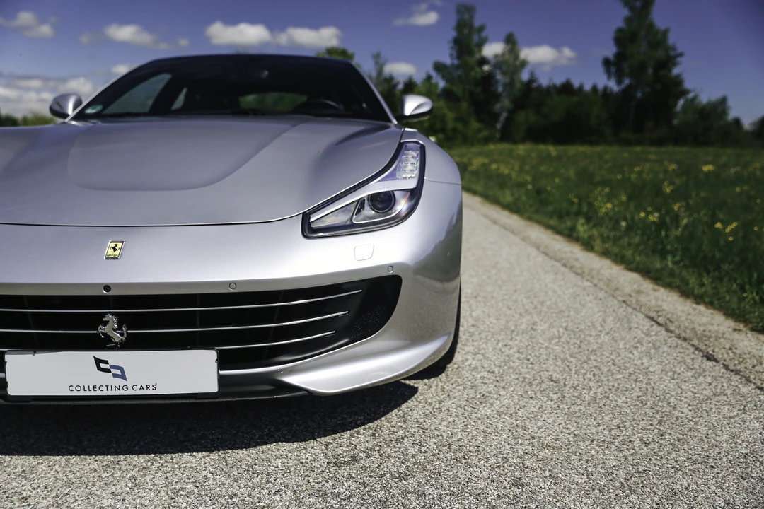 2018 Ferrari GTC4Lusso - Image 18 of 31