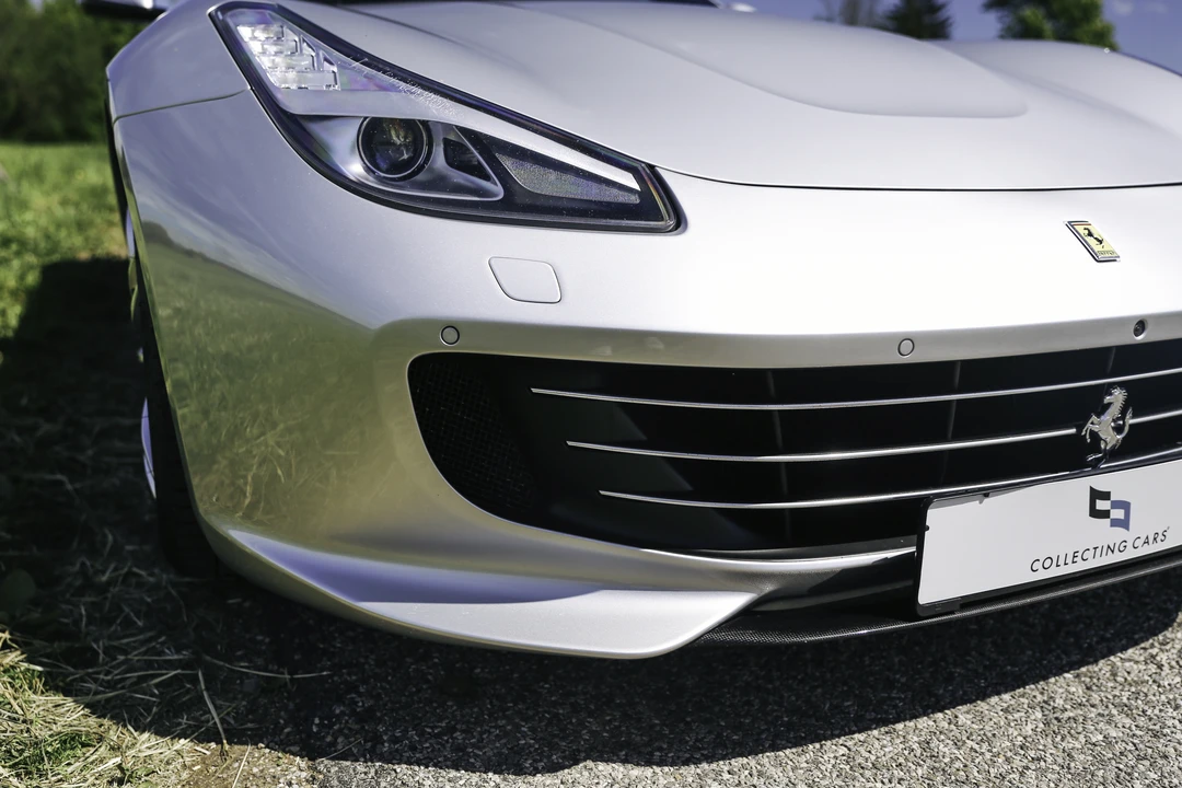 2018 Ferrari GTC4Lusso - Image 28 of 31