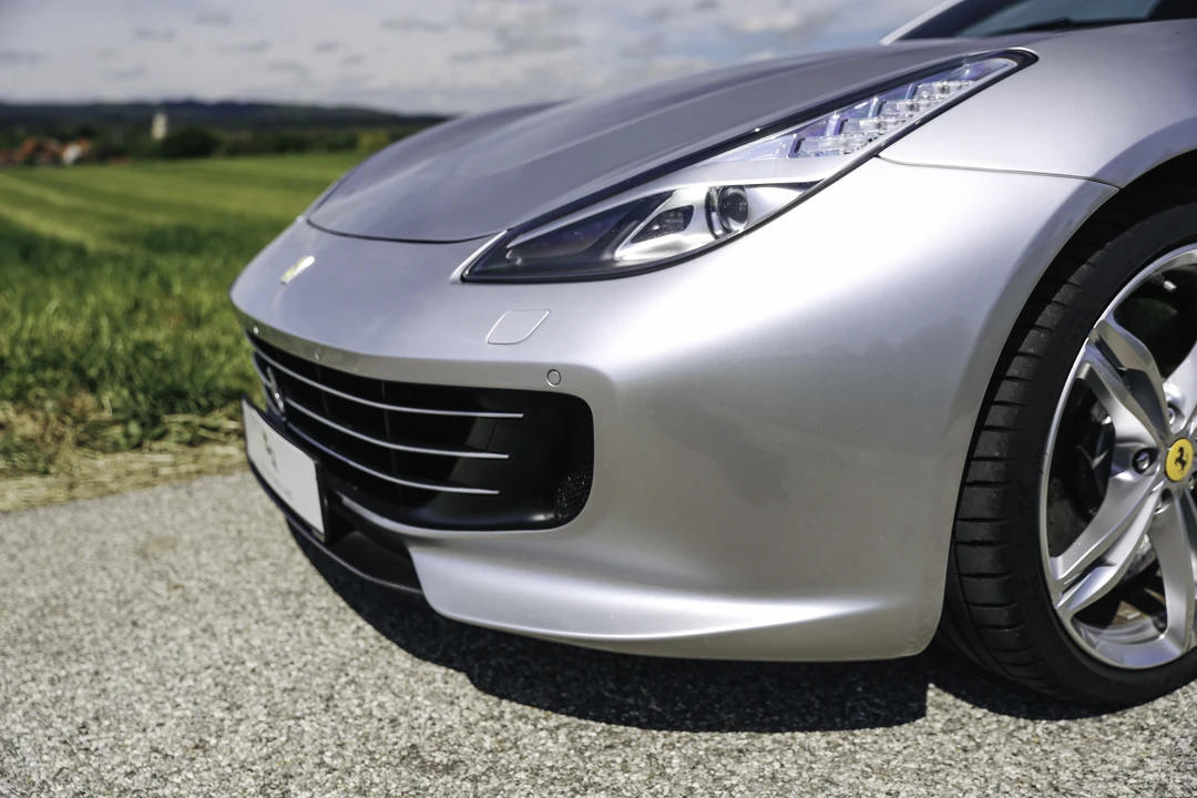 2018 Ferrari GTC4Lusso - Image 31 of 31