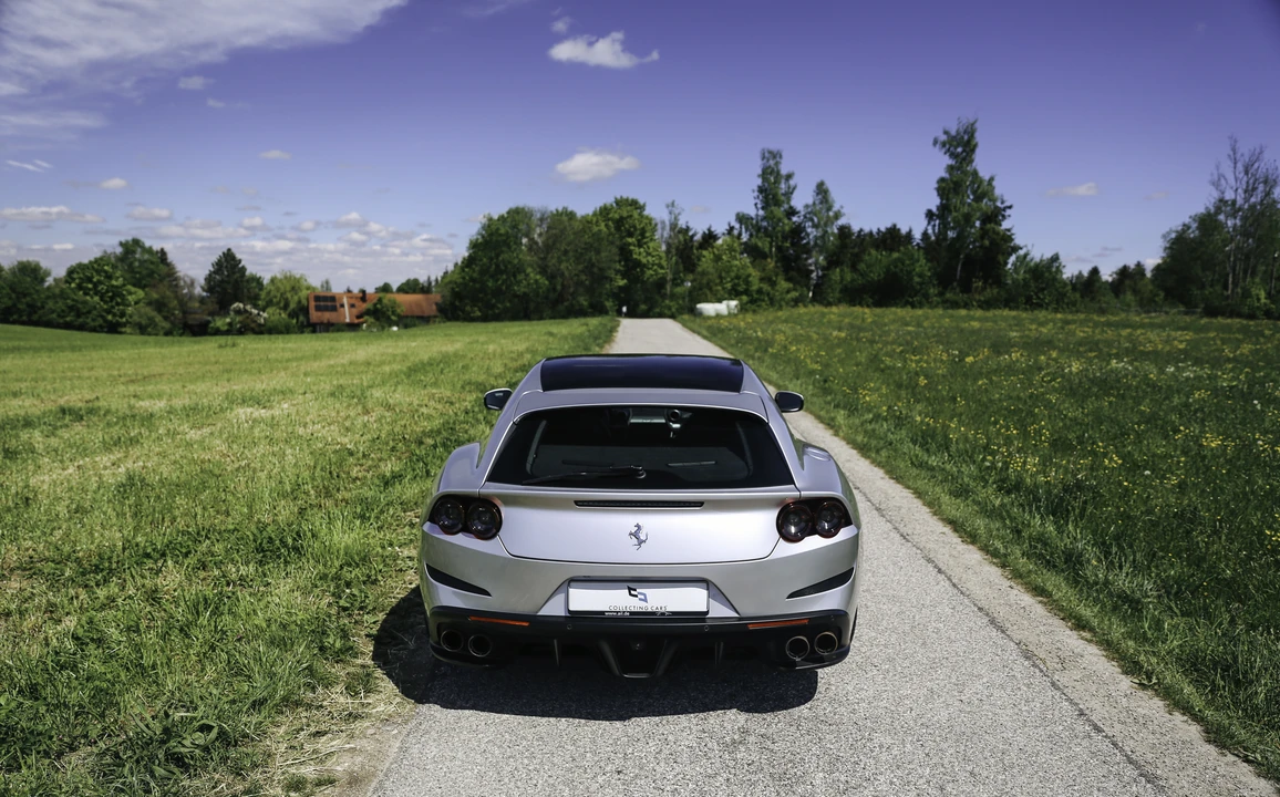 2018 Ferrari GTC4Lusso - Image 6 of 31