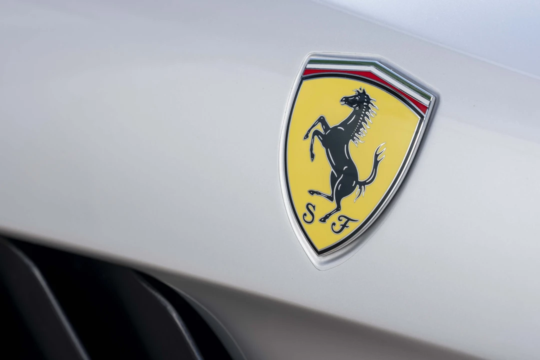 2018 Ferrari GTC4Lusso - Image 16 of 31