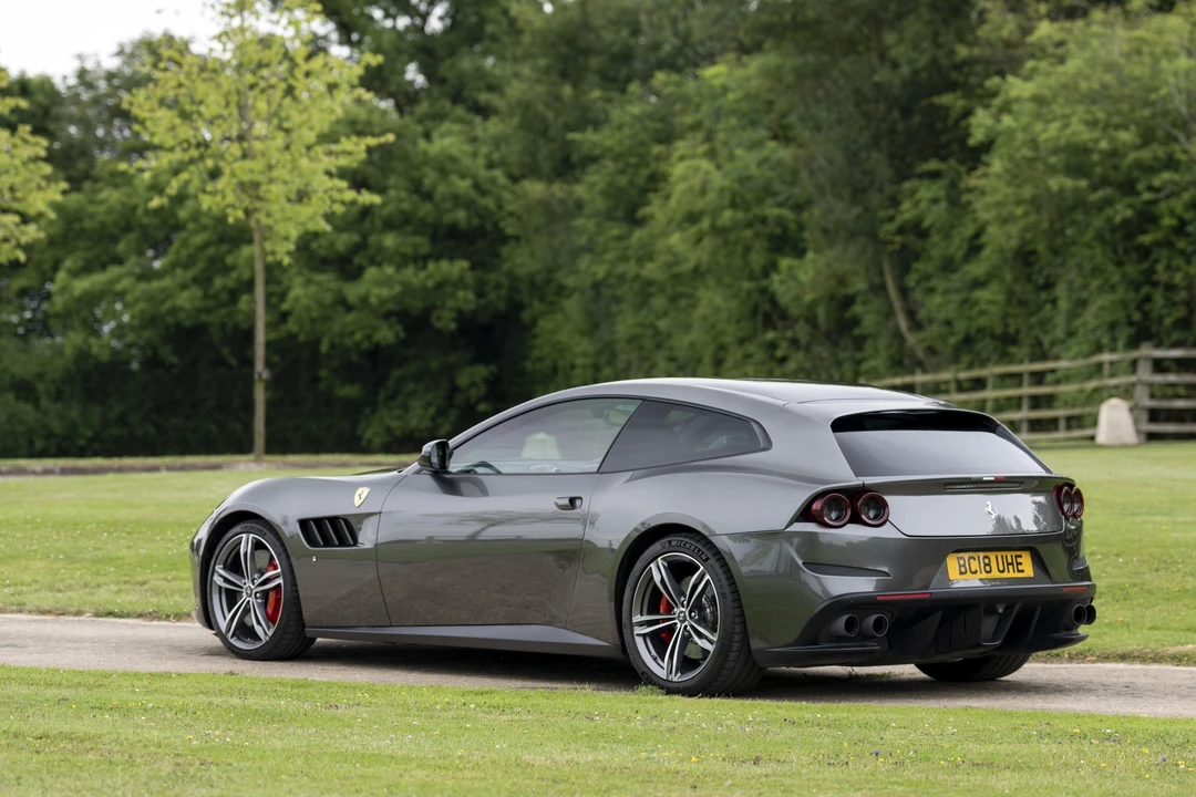 2018 Ferrari GTC4Lusso - Image 5 of 31