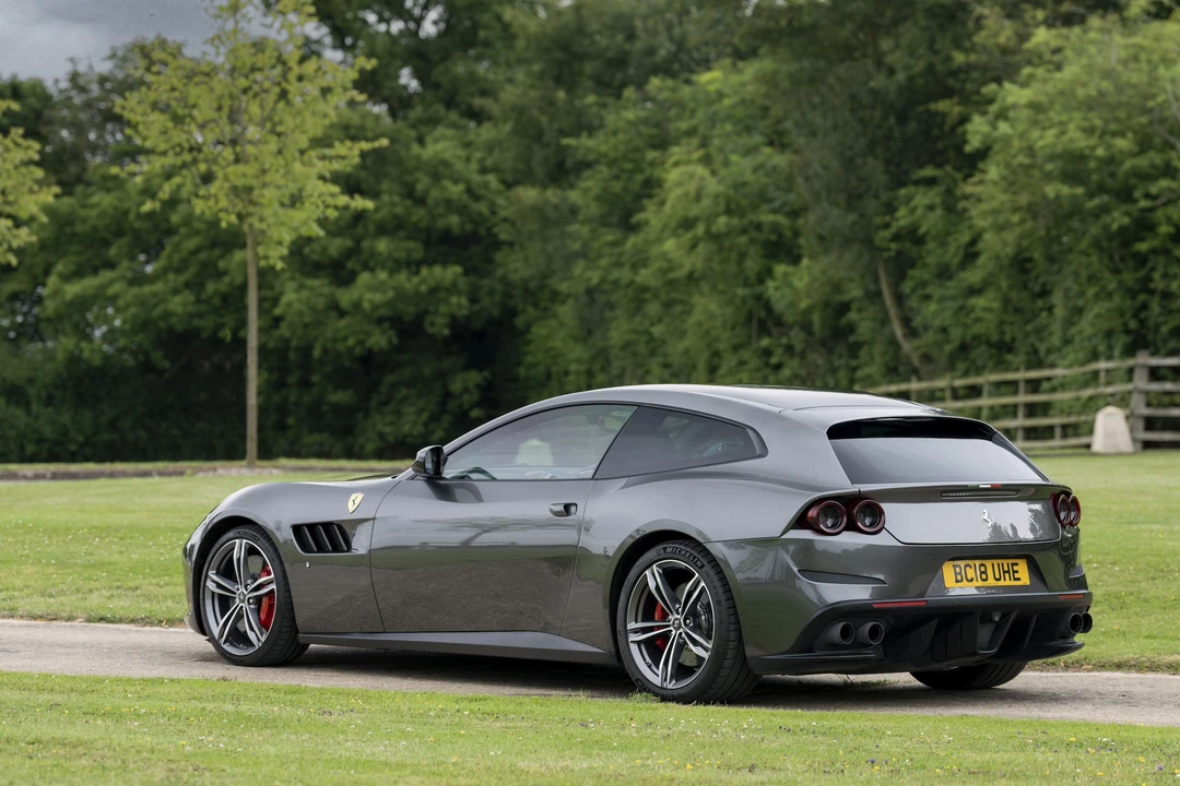2018 Ferrari GTC4Lusso - Image 6 of 31