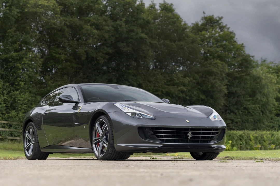 2018 Ferrari GTC4Lusso - Image 16 of 31