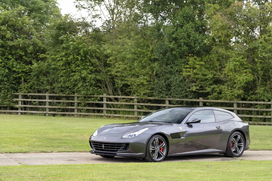 2018 Ferrari GTC4Lusso - Image 19 of 31