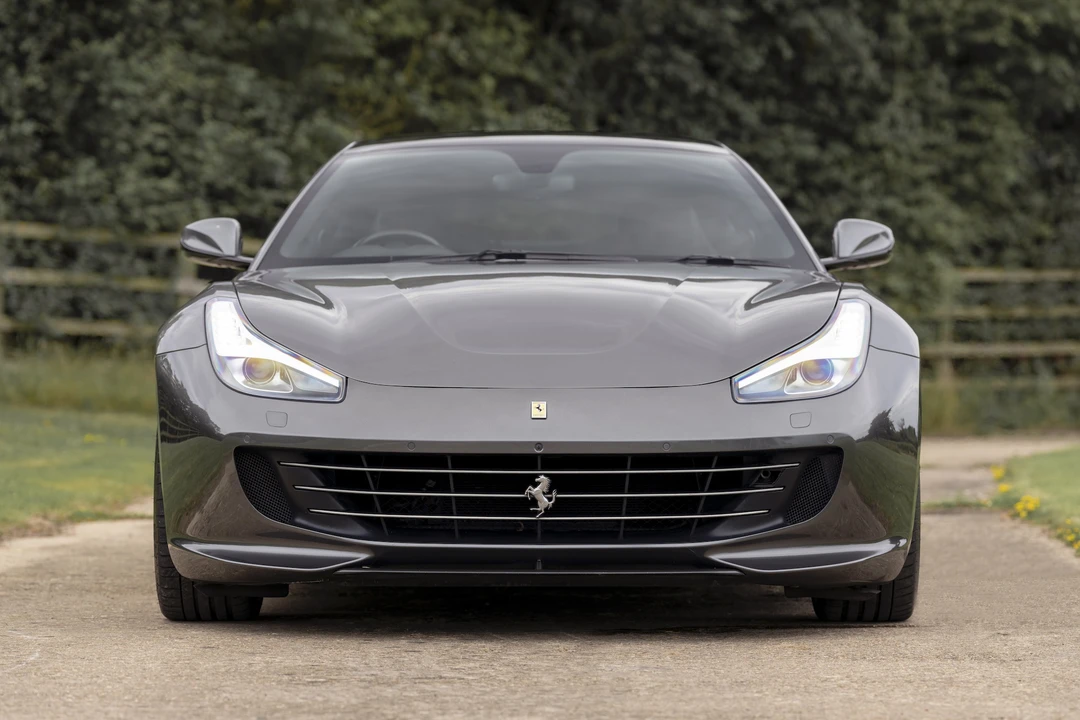 2018 Ferrari GTC4Lusso - Image 11 of 31