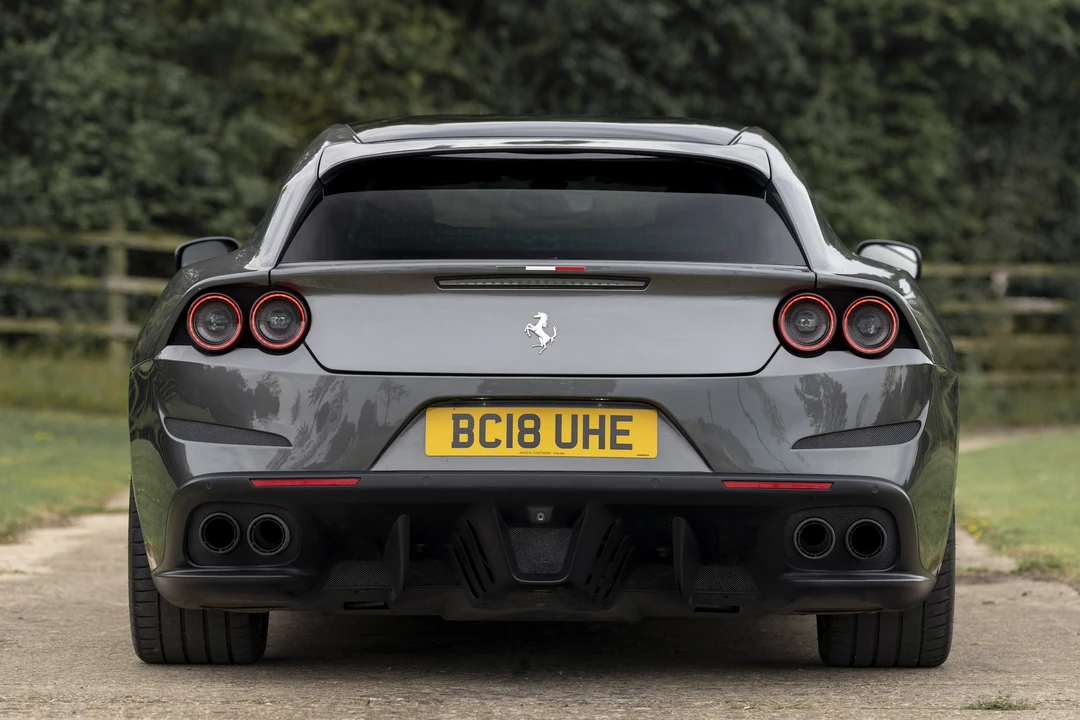 2018 Ferrari GTC4Lusso - Image 24 of 31