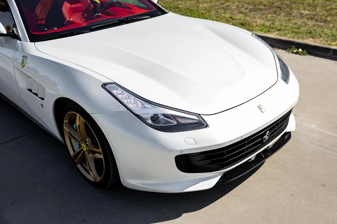 2018 Ferrari GTC4Lusso - Image 17 of 31