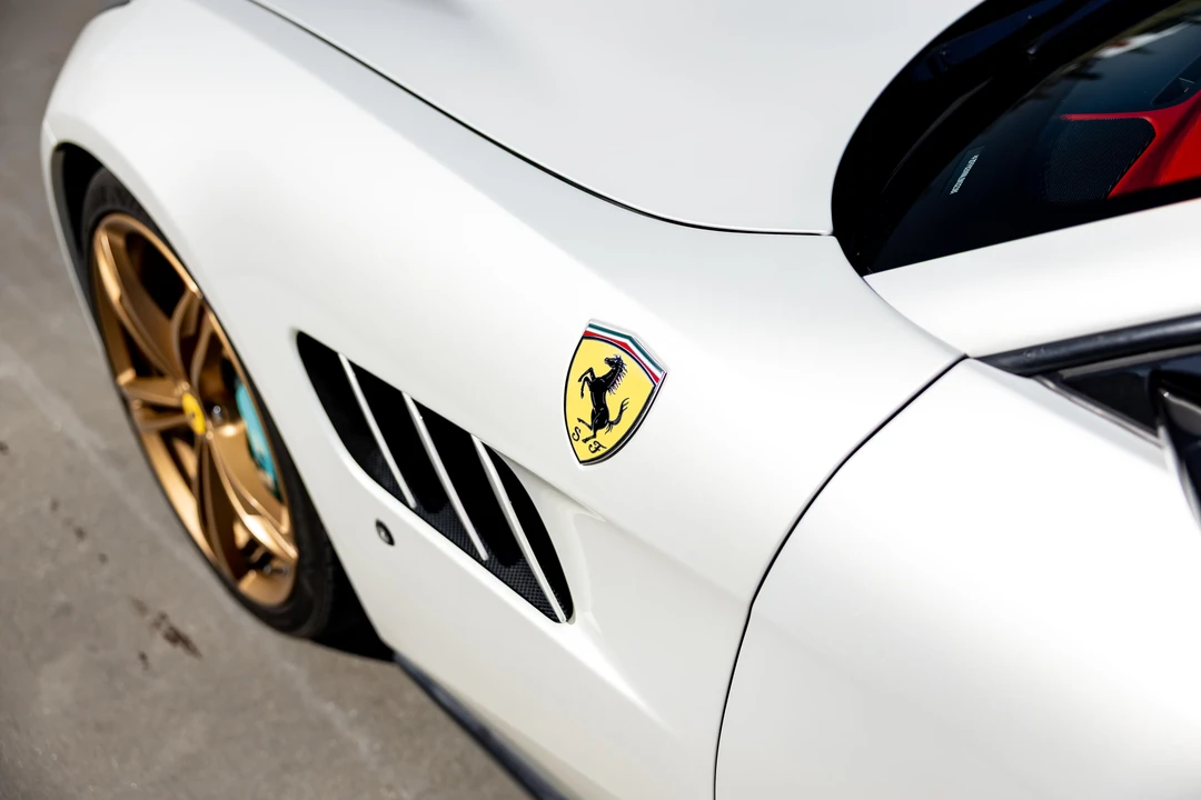 2018 Ferrari GTC4Lusso - Image 25 of 31