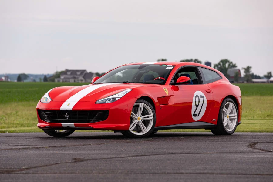 2018 Ferrari GTC4Lusso - Image 11 of 31